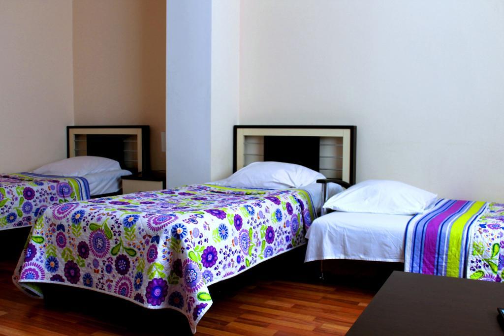 Max Comfort Hotel Koutaïssi Chambre photo