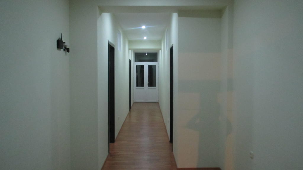 Max Comfort Hotel Koutaïssi Extérieur photo